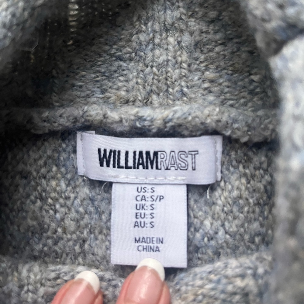 Sweater - Picture 2 of 4